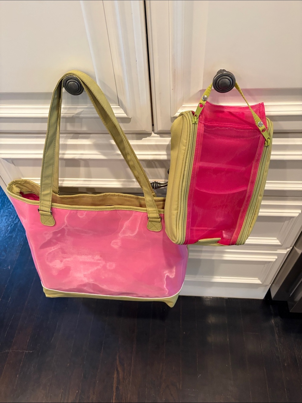 Creative Memories Pink and Green Women's Tote Bag with Matching Pouch NWOT